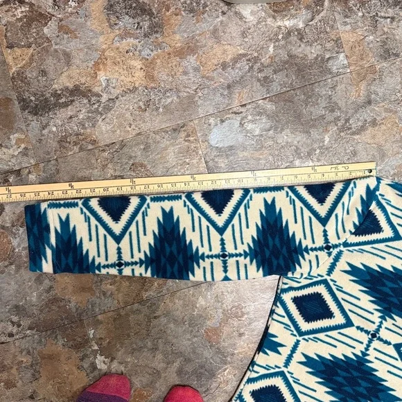 Women’s L Outback trading teal and cream fleece Aztec pullover - Picture 5 of 7